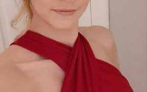 Shop assistant Jade Scullion, 37, from Dunfermline, Scotland, decided to wean herself off the steroid cream she used to treat her extreme eczema in January 2021 after realising the treatment made her skin condition worse (before her topical steroid withdrawal kicked off in 2021)